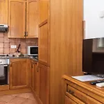 Amoret Apartment *