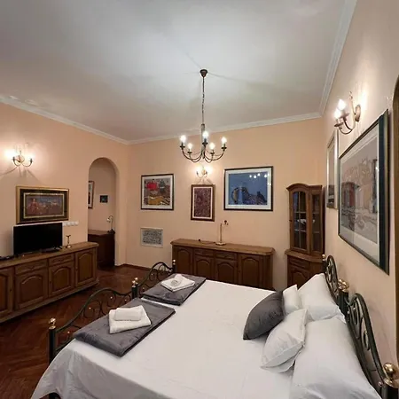 Apartment Amoret *