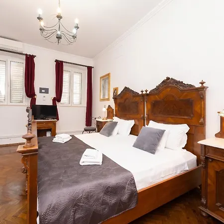 Amoret Apartman *